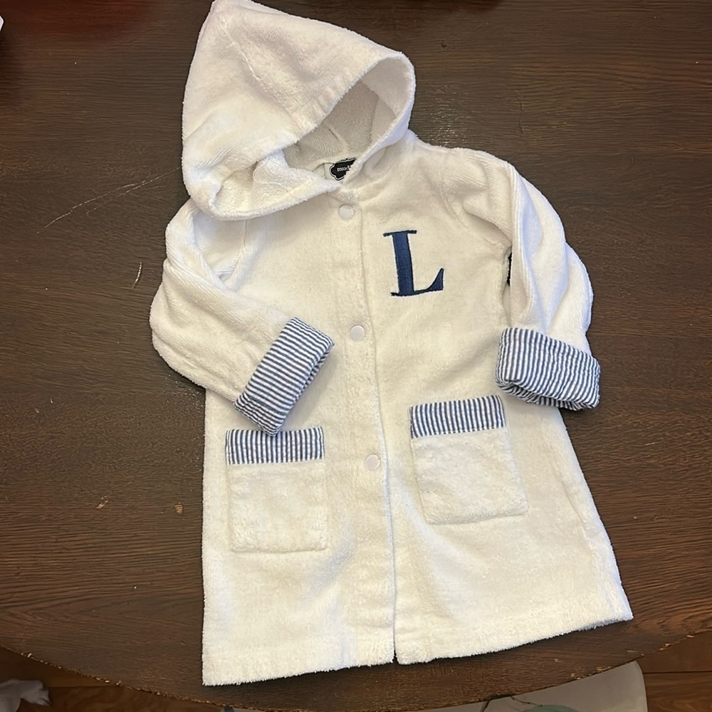 Mud Pie Cotton Seersucker Robe Monogram L